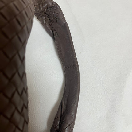 Bottega Veneta Veneta Hobo Intrecciato Chocolate Brown Medium Lambskin Leather 47cm