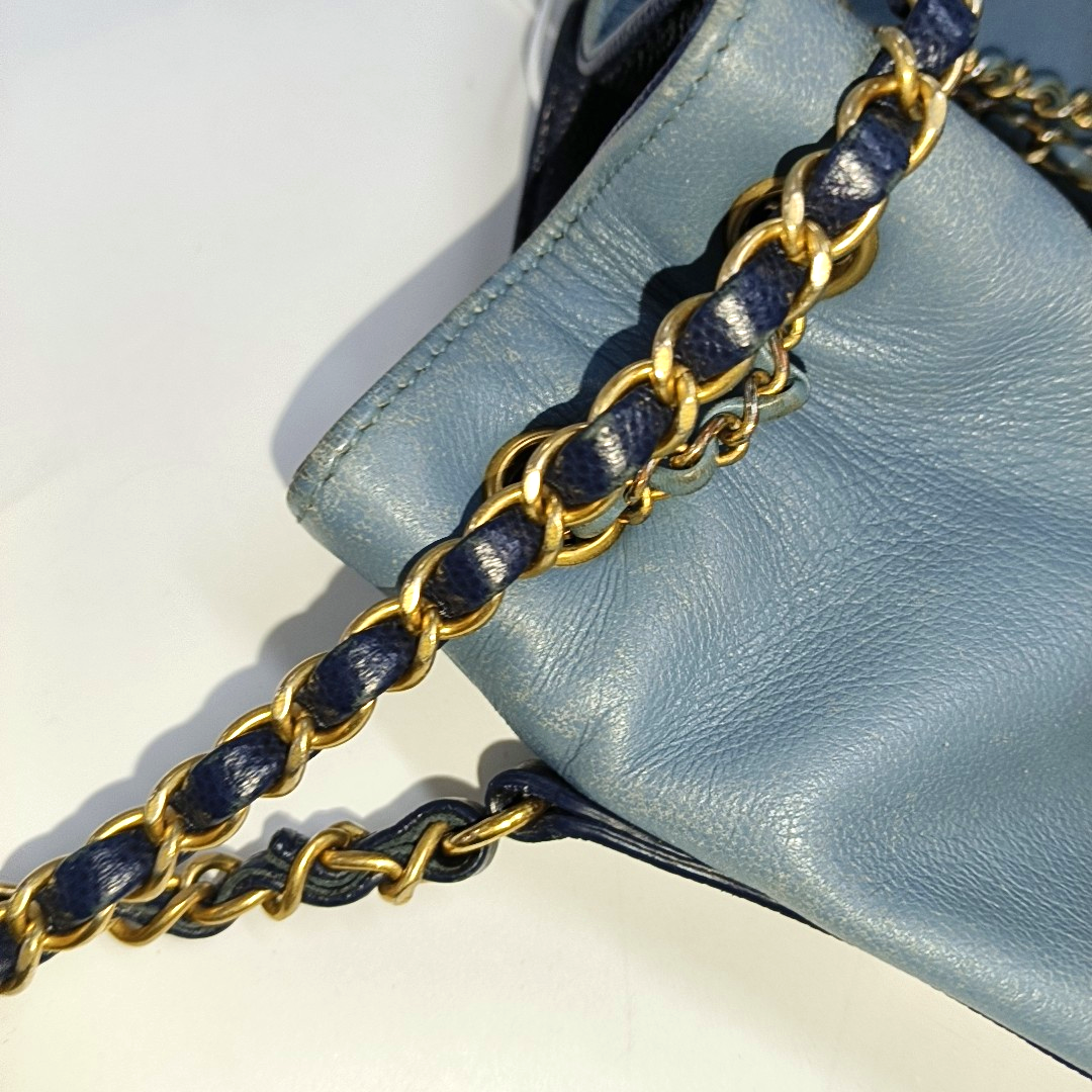 Chanel CC Lovely Chained Bucket Bag Lambskin Leather Navy Gold HW, 2018-19