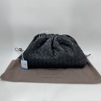 Bottega Veneta Pouch Large Intrecciato Black Calfskin Leather Clutch