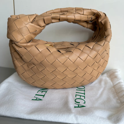 Bottega Veneta Jodie Mini Almond Beige Lambskin Leather Clutch Bag-Luxbags