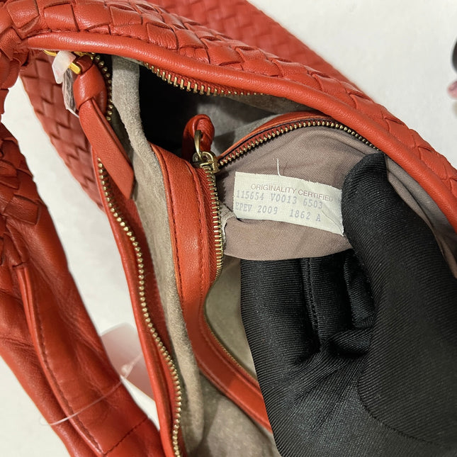 Bottega Veneta Veneta Hobo Medium Brick Red Intrecciato Leather Bag 47cm