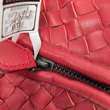 Sold Bottega Veneta Intrecciato Hobo Bag Medium Burgundy Lambskin leather