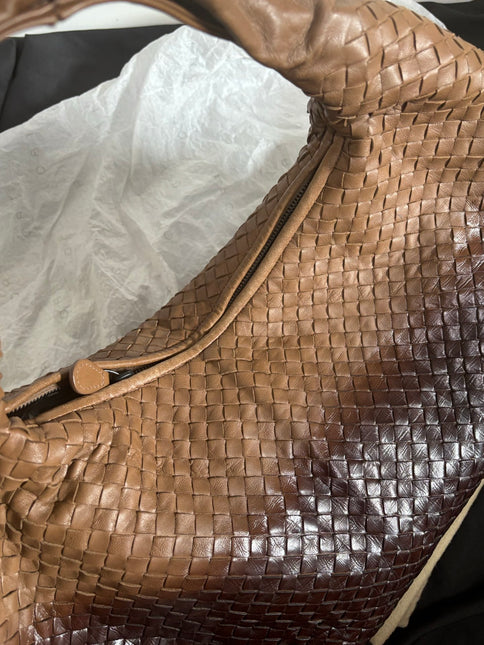 Bottega Veneta Belly Hobo Intreccio Leather Two-tone Brown Large 50cm