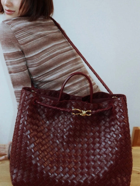 Bottega Veneta Andiamo Large Burgundy Handbag
