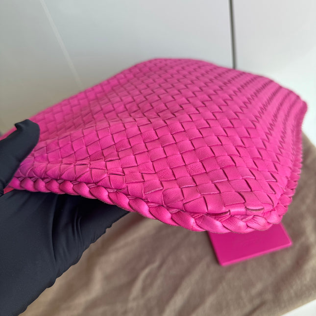 Sold Bottega Veneta Veneta Hobo Large Pink Intrecciato Leather Bag 51cm