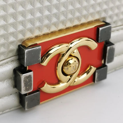 Chanel Le Boy Medium White Pearlescent Waffle Lambskin Leather Red Lock 2013-2014