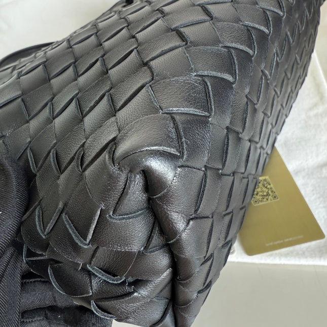 Bottega Veneta Small Andiamo Black Intrecciato Handbag 2023