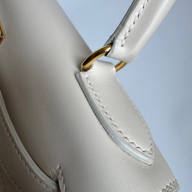 Hermes Kelly 28 Sellier Vintage White Box Leather Gold Hardware 1996