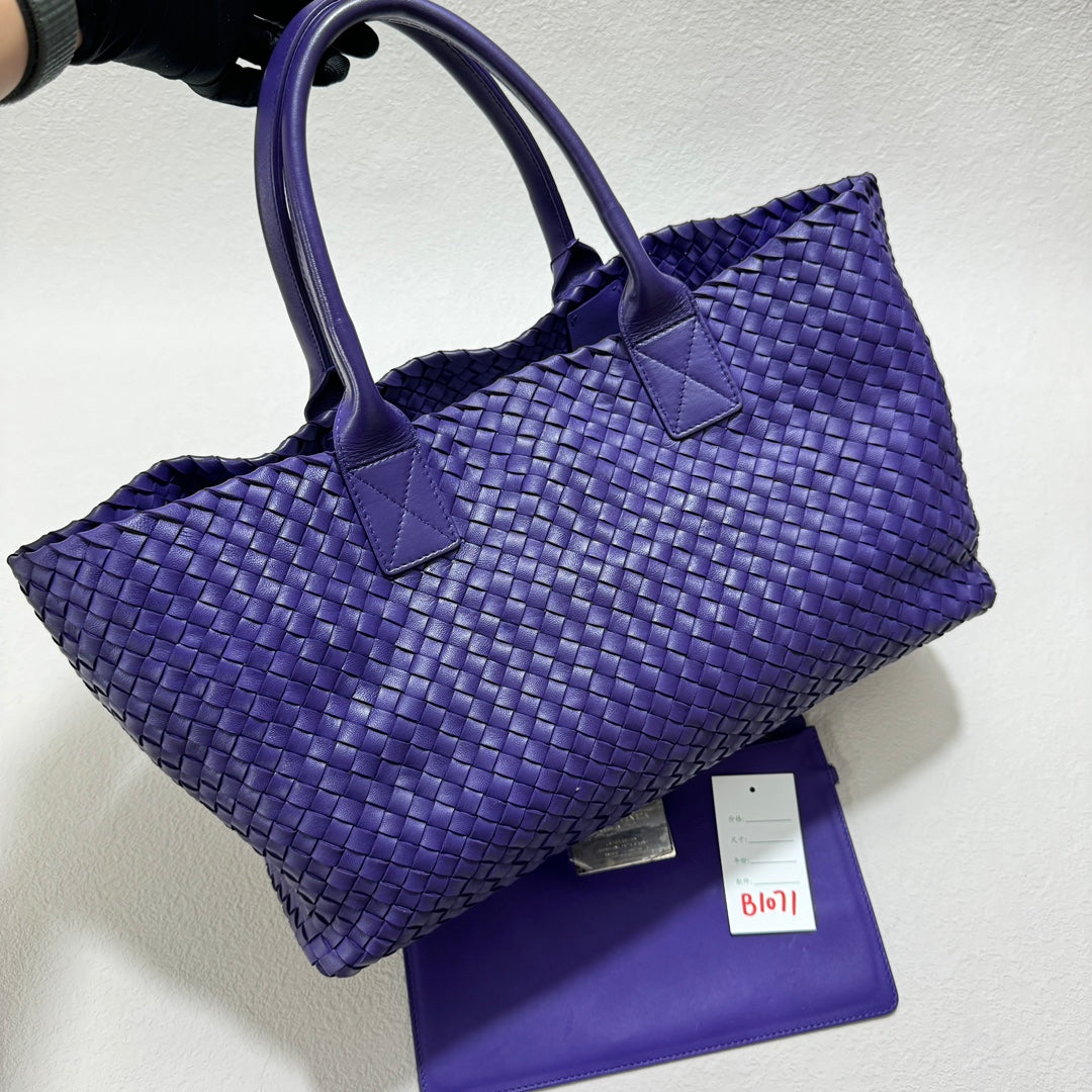 Bottega Veneta Cabat Tote Large Intreccio Royal Blue Leather 40cm-Luxbags