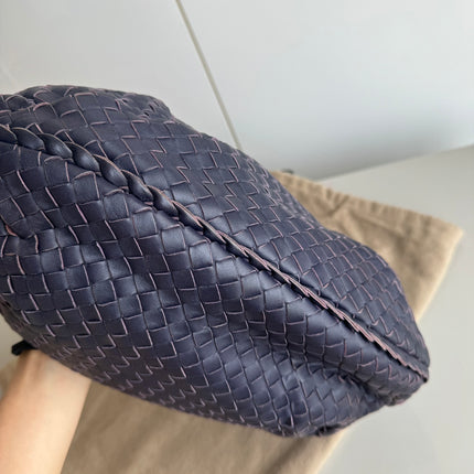 Bottega Veneta Belly Hobo Intrecciato Lambskin Leather Navy 5077 Medium 40cm
