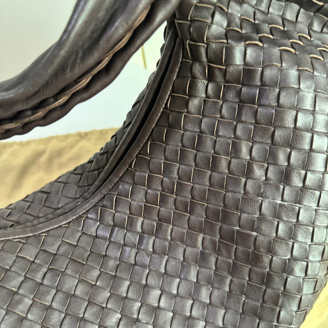Sold Bottega Veneta Belly Hobo Intrecciato Lambskin Leather Dark Chocolate Brown Large 50cm