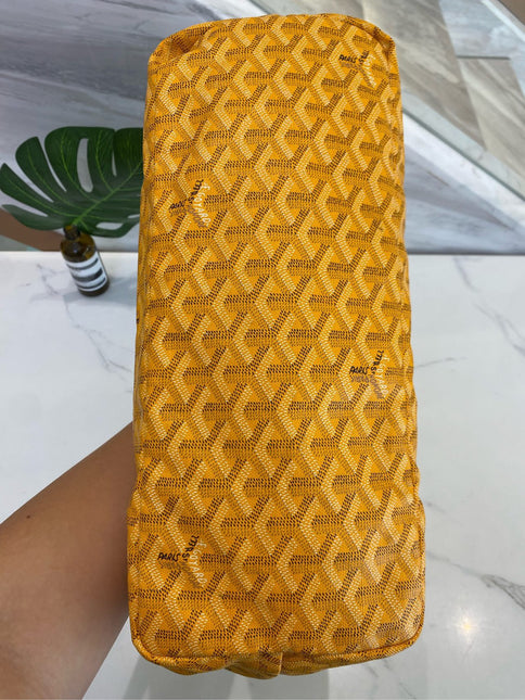 Sold Goyard Saint Louis Tote 2014 PM Medium Yellow