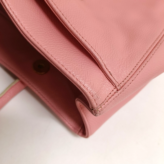 Chanel Cerf Executive Pink Caviar Leather Handbag Gold Hardware With Strap