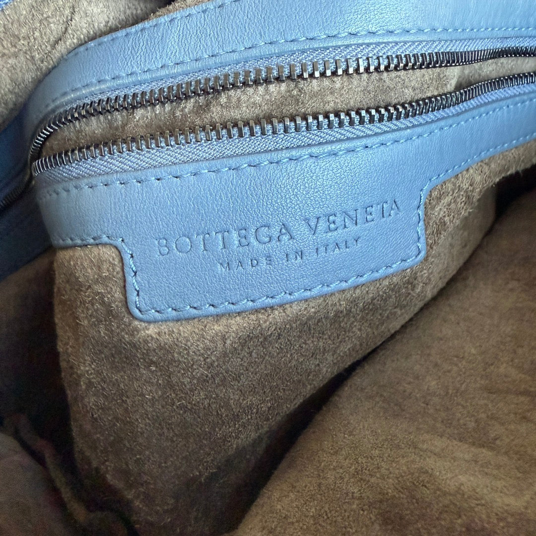 Bottega Veneta Veneta Hobo Maxi Misty Navy Intrecciato Leather 51cm