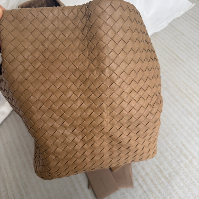 Bottega Veneta Cesta Shopper Tote Intrecciato Milk Chocolate Brown Leather Large 50cm