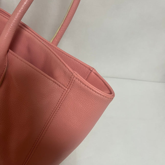 Chanel Cerf Executive Medium Pink Leather Handbag 35cm