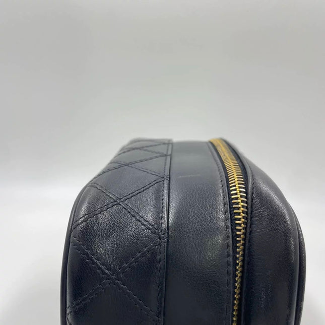 Chanel Vanity Case 1991-1994 Calfksin Leather Black Zip Opening Makeup Bag