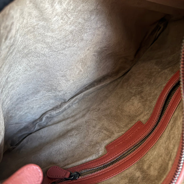 Bottega Veneta Hobo Bag leather Burgundy Medium 40cm