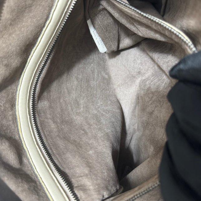 Sold Bottega Veneta Hobo Bag Large Leather Milk White 47cm