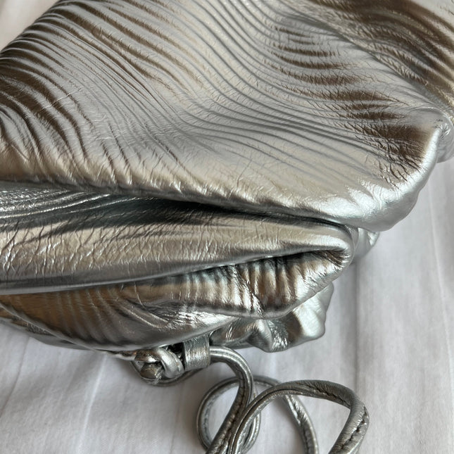 Bottega Veneta Pouch Mini Silver Leather Tree Trunk Pattern Crossbody Bag