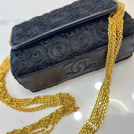 Chanel vintage Black Rose Knitted Fabric Gold Chain Flap Crossbody Bag