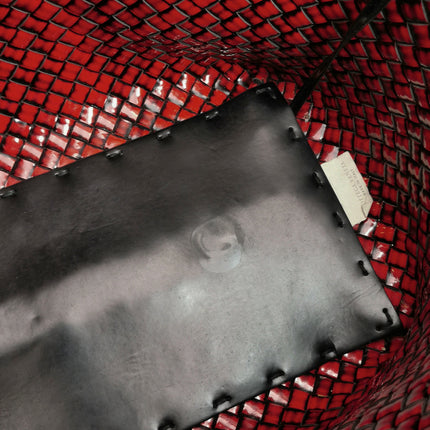 Bottega Veneta Cabat Large Intreccio Burgundy Patent Leather 40cm