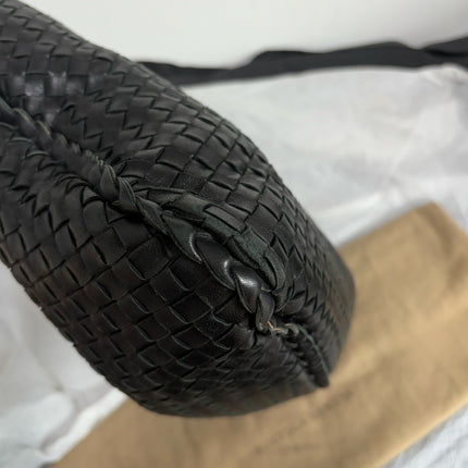 Bottega Veneta Veneta Intrecciato Hobo Bag Large Black Lambskin leather 48cm