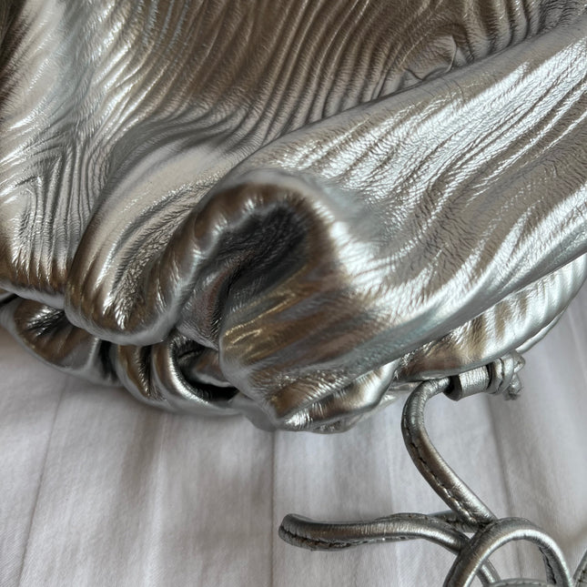 Bottega Veneta Pouch Mini Silver Leather Tree Trunk Pattern Crossbody Bag