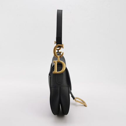 Dior Saddle 2022 Medium Grained Calfskin Leather Bag Black