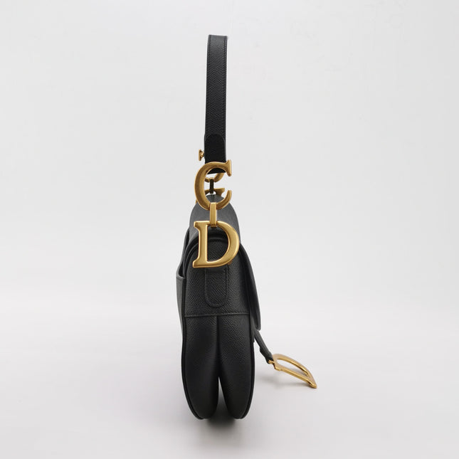 Dior Saddle 2022 Medium Grained Calfskin Leather Bag Black