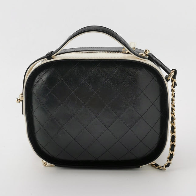 Chanel White and Black Small Crumpled Calfskin Vanity Case Crossbody Bag