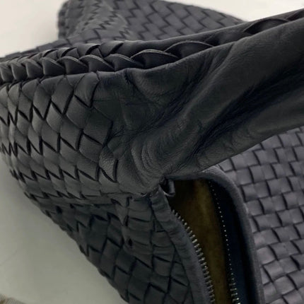 Bottega Veneta Veneta Hobo Maxi Black Leather 52-54cm