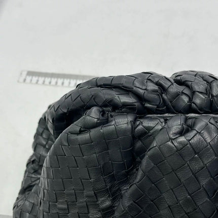 Bottega Veneta Pouch Large Intrecciato Black Calfskin Leather Clutch