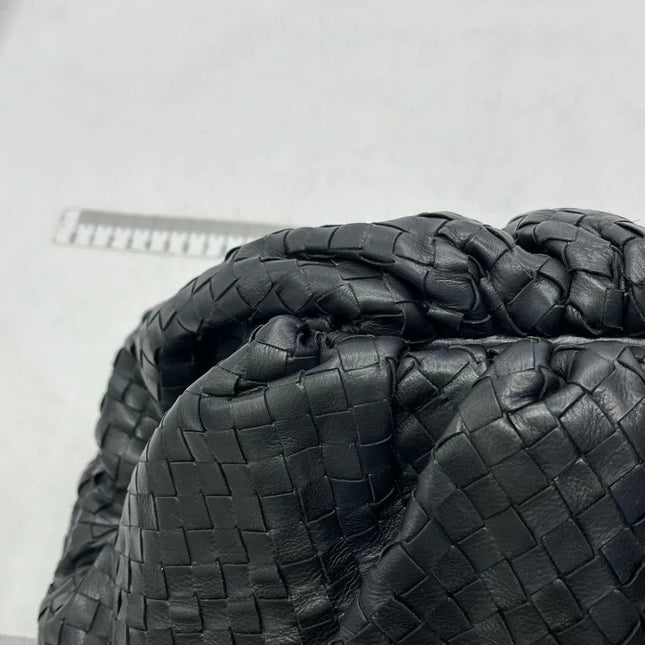 Bottega Veneta Pouch Large Intrecciato Black Calfskin Leather Clutch
