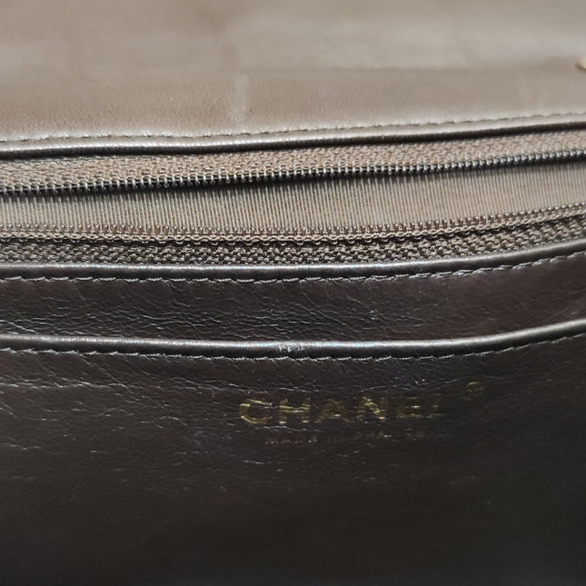 Chanel Classic Flap Jumbo Brown Lambskin Leather Single Flap Gold Hardware