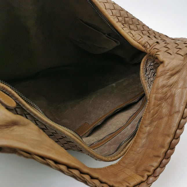 Bottega Veneta Veneta Hobo Maxi Milk Chocolate Brown Leather 52cm