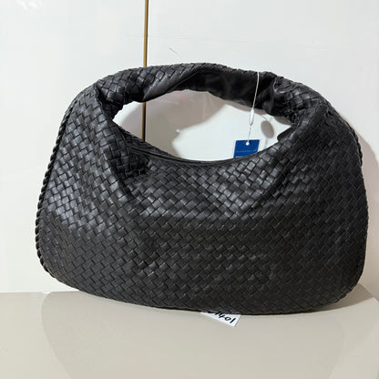 Bottega Veneta Intrecciato Hobo Bag Medium Black Lambskin leather 40cm