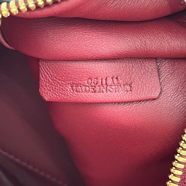 Loewe Amazona 36 Medium Burgundy Leather Dragon Lock Gold-tone Hardware