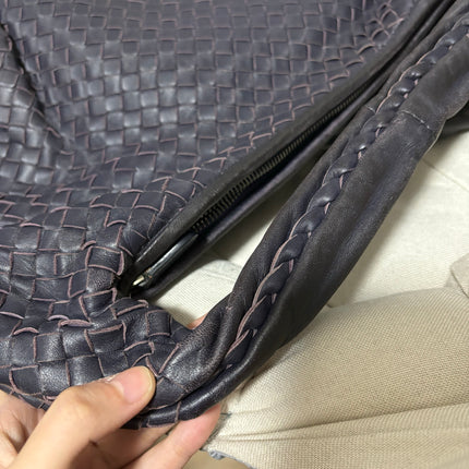Bottega Veneta Belly Hobo Intrecciato Leather Navy Purple Inside 5077 Medium 40cm