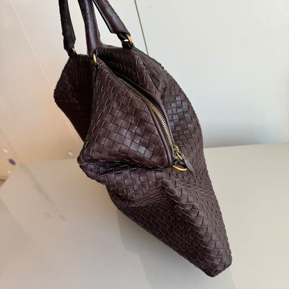 Bottega Veneta Maxi Convertible Tote Bag Hobo Chocolate Brown Leather Two-way Carry 50cm