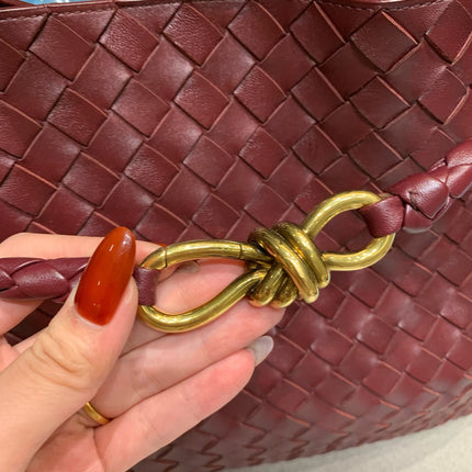 Bottega Veneta Andiamo Large Burgundy Handbag