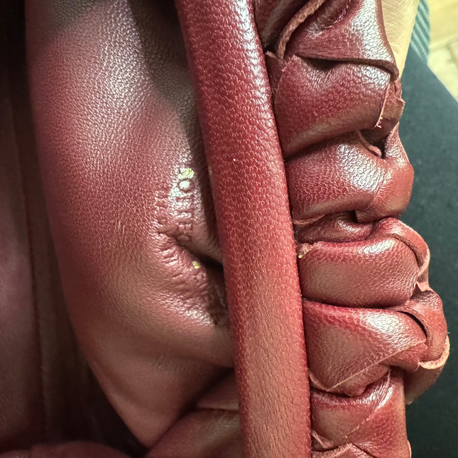 Bottega Veneta Pouch Mini Intrecciato Burgundy Lambskin Leather Crossbody Bag