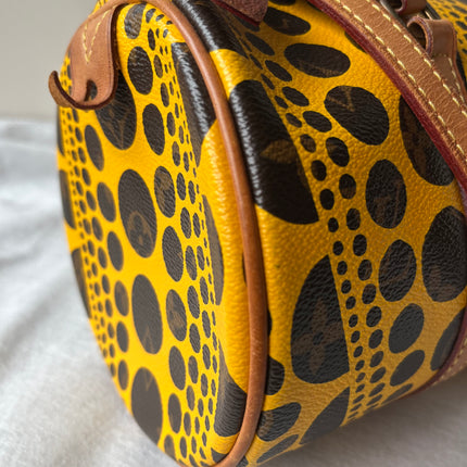 Sac à main Louis Vuitton x Kusama Papillon 28 à pois jaunes