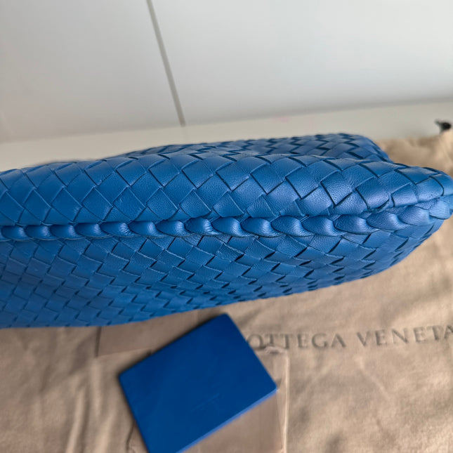 Sold Bottega Veneta Veneta Hobo Medium Blue Intrecciato Leather Bag 47cm