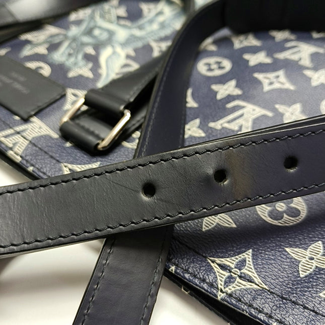 Louis Vuitton x Chapman Brothers Giraffe Tote Navy Monogram Canvas with Strap