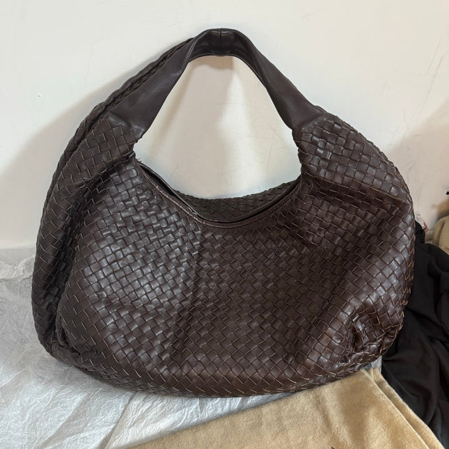Bottega Veneta Belly Hobo Intreccio Leather Dark Chocolate Brown Large 50cm-Luxbags