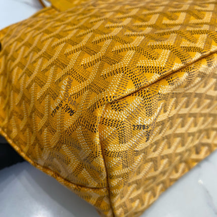 Sold Goyard Saint Louis Tote 2014 PM Medium Yellow