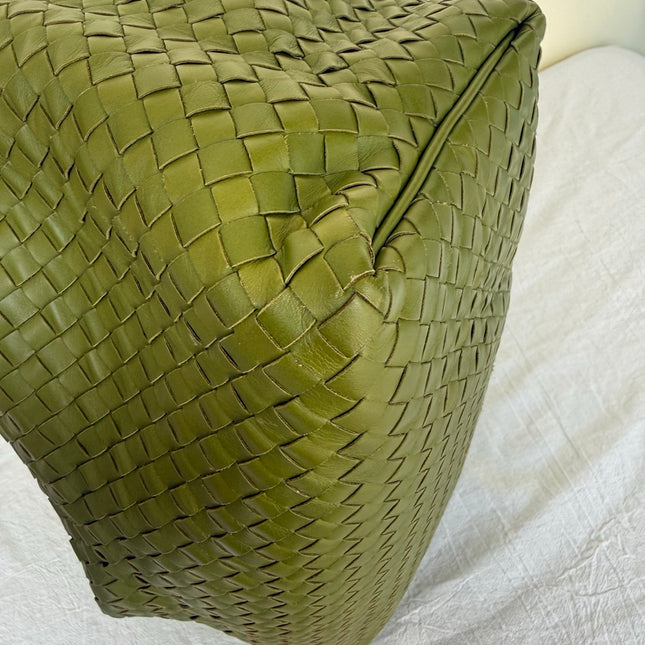 Bottega Veneta Shoulder Bag Avocado Green 38cm