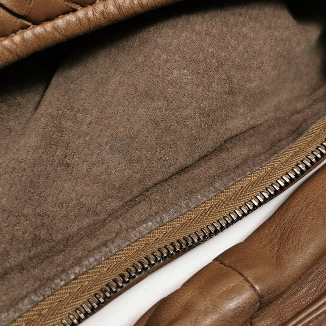 Bottega Veneta Belly Hobo Milk Chocolate Brown Maxi 50cm Intrecciato Leather