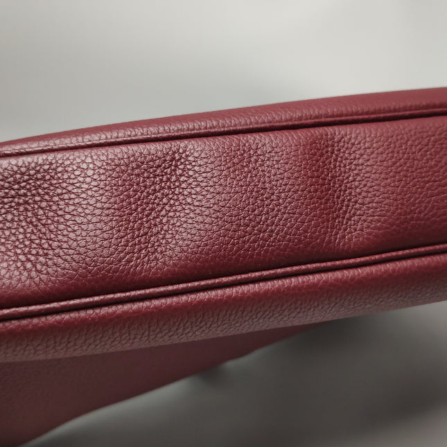 Gucci Jackie 1961 Burgundy Large Pebbled Leather Shoulder Bag with Strap